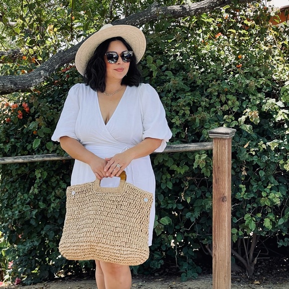 Wood Handle Straw Bag - Picture 3 of 7